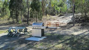 Grill-/Picknickplatz