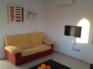 TV, lareira