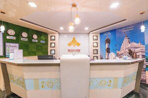 Lobby - Treebo Westview (Umargam)