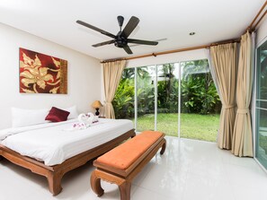View from room - Kiara Villa (Thep Kasattri)