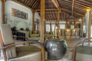 Villa, 2 Bedrooms, Pool View (The Joglo) | Living room - Gili Joglo (Gili Trawangan)