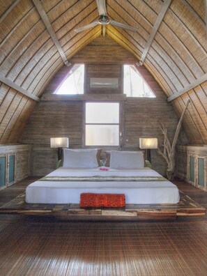 Minibar, in-room safe, desk, free cots/infant beds - Gili Joglo (Gili Trawangan)