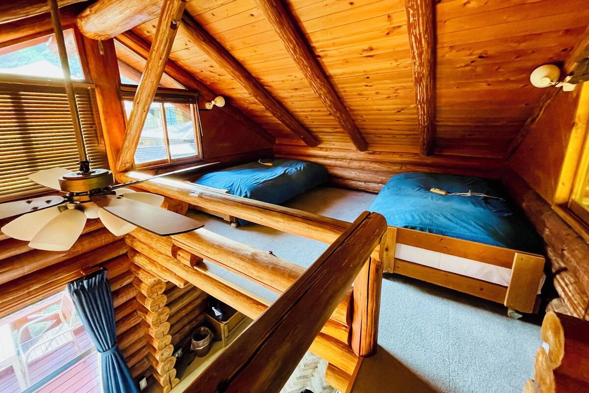 1 bedroom, desk, WiFi (free), bed sheets