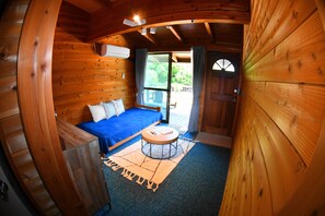 Familienzimmer, Nichtraucher | 1 Schlafzimmer, Schreibtisch, kostenloses WLAN, Bettwäsche