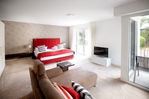 Comfort Apartment, Balcony | 1 bedroom, minibar, in-room safe, desk - Boardinghouse by M&K (Bad Oeynhausen)