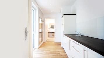 Fridge, microwave, coffee/tea maker, electric kettle