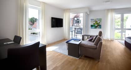 Boardinghouse by M&K