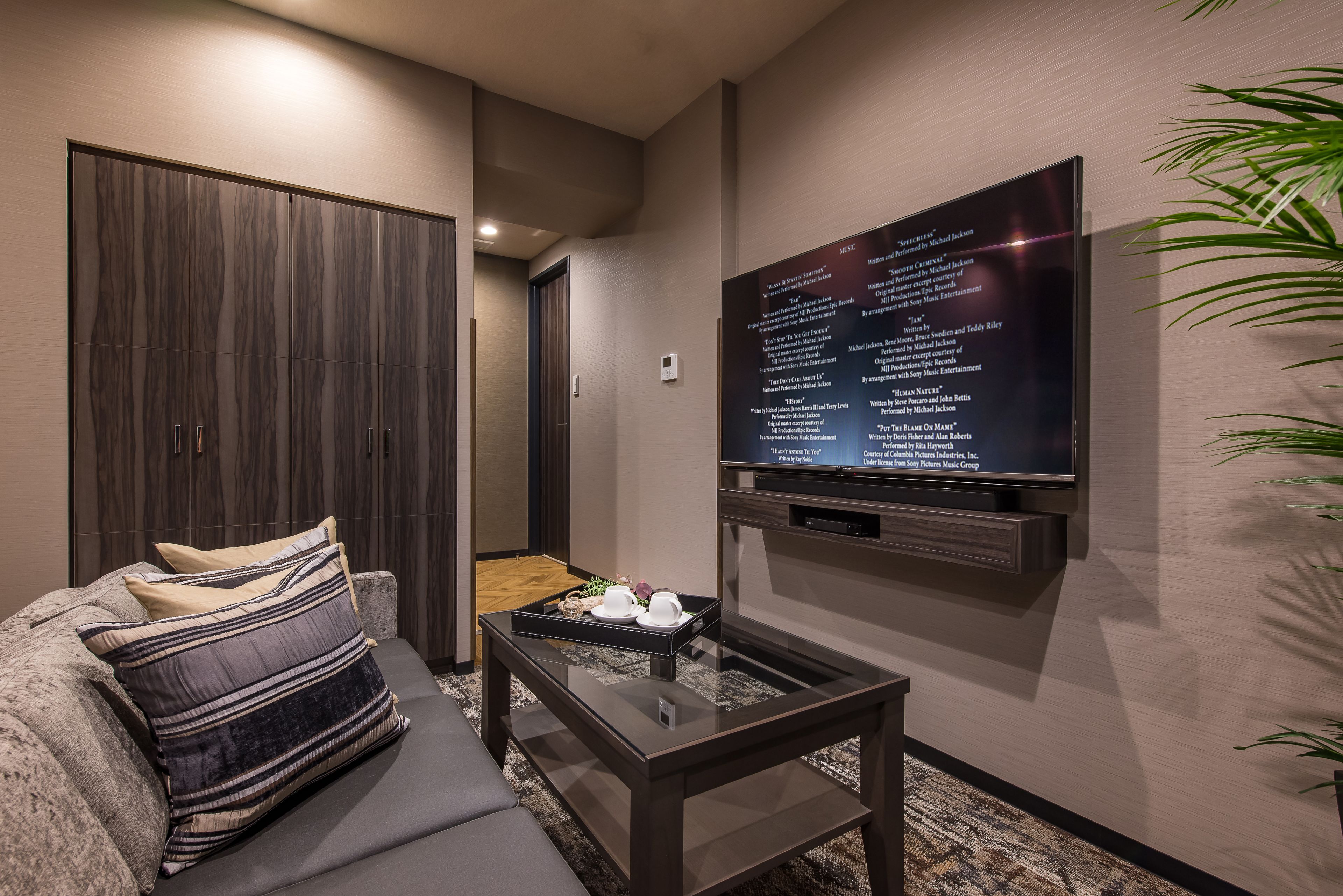 deluxe double room, smoking | down duvets, desk, blackout curtains, soundproofing