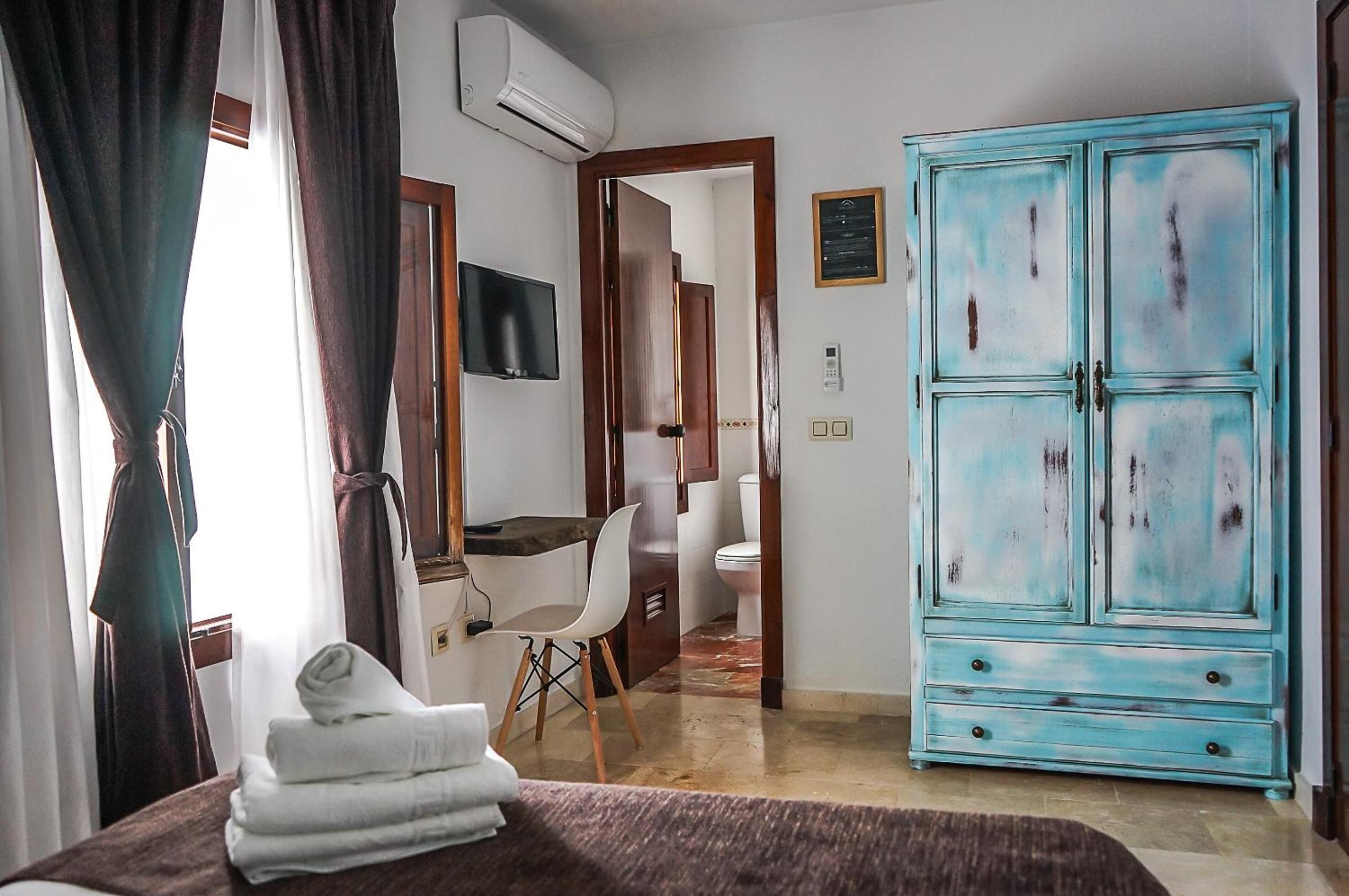 laptop workspace, iron/ironing board, free wifi, bed sheets