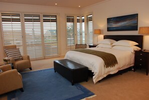 View from room - Selkirk House (Hermanus)