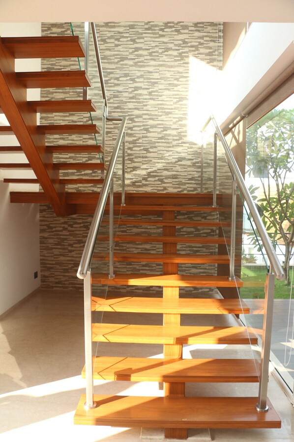 Staircase - Luxe Loft Villa (Alto de Porvorim)