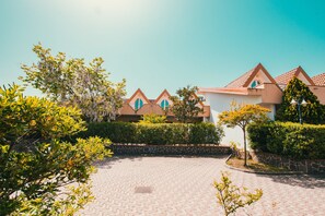 Quang cảnh nhìn từ nơi lưu trú