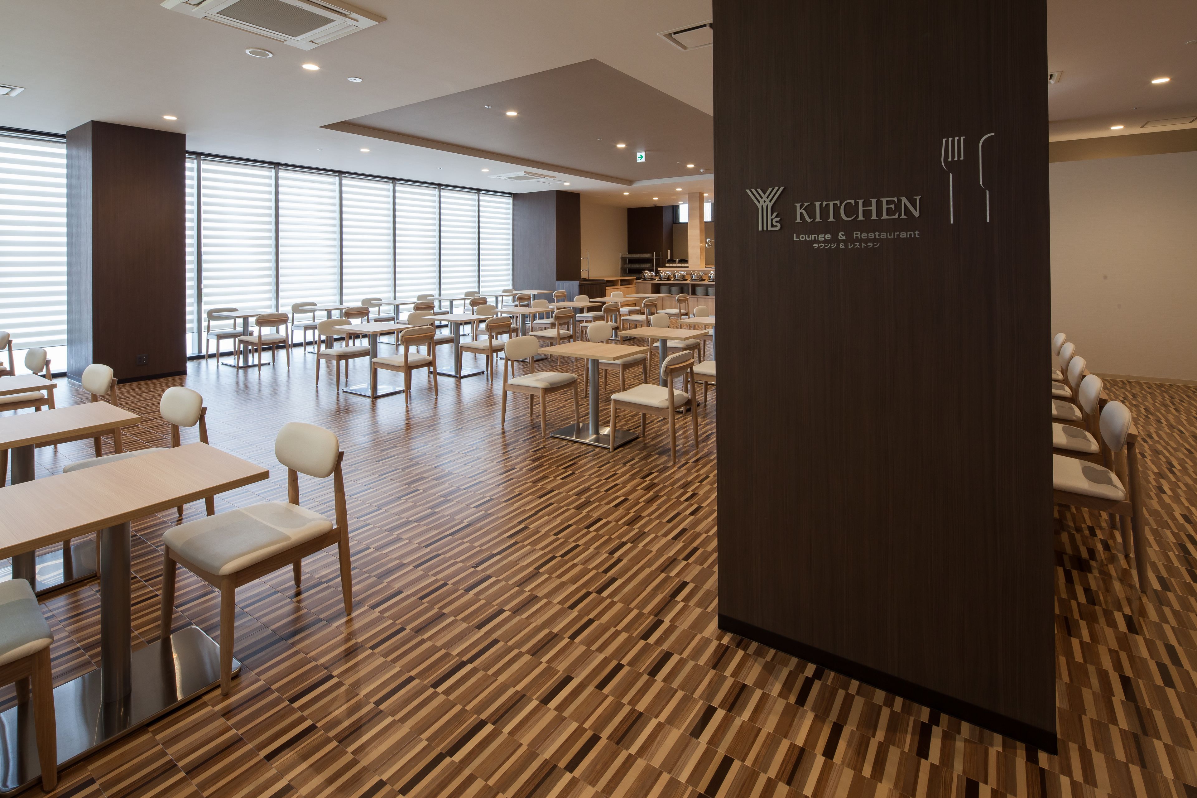 daily full breakfast (jpy 1650 per person)