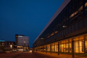 Façade de l’hébergement - soirée/nuit