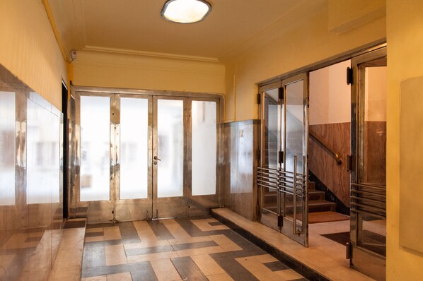 Property entrance - Stunning Design Apartment (Prague)