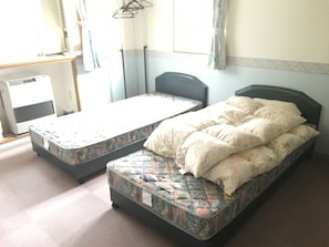 Chambre, non-fumeur (Western Style, with Toilet)