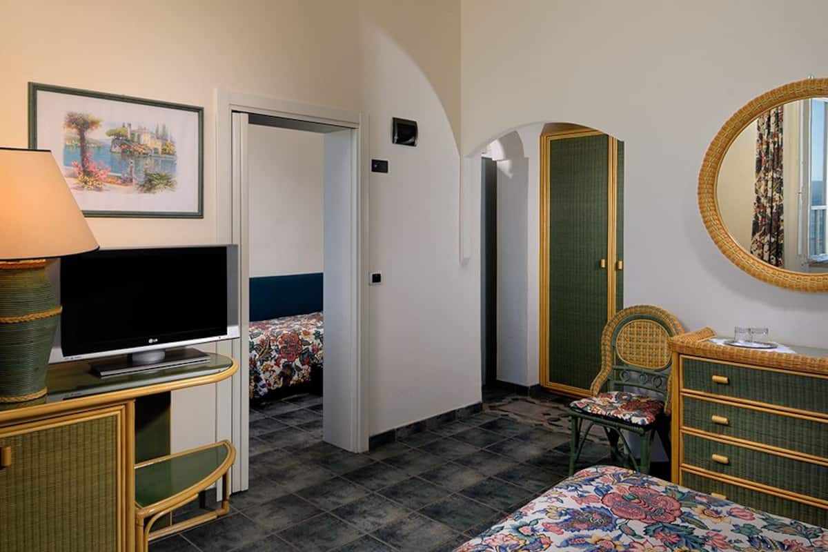 Room amenity