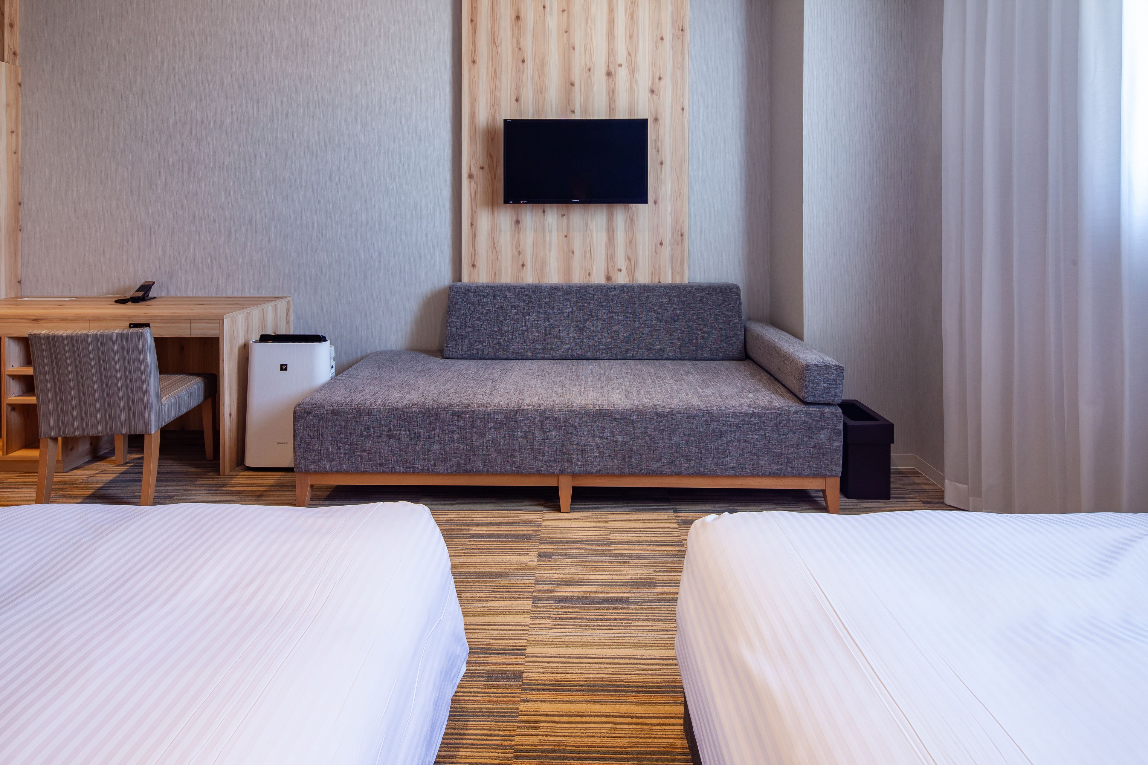 Superior Twin kamer, niet-roken (2 Beds and 1 Extra Bed) | Een kluis op de kamer, geluiddichte muren, gratis wifi, rolstoeltoegang