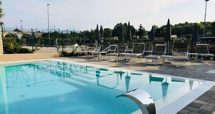 Aurora ApartHotel