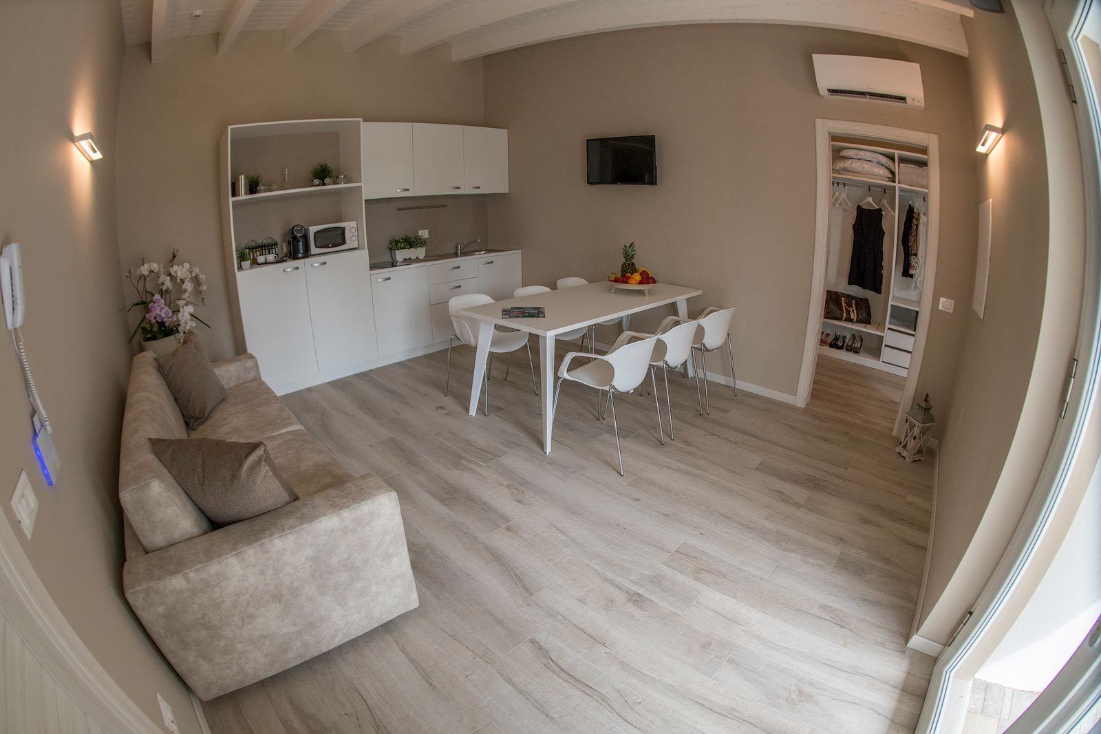 Photo - Aurora ApartHotel