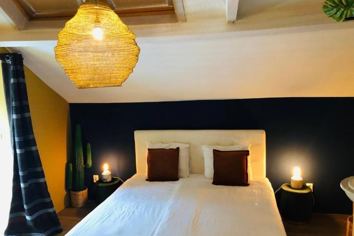 family room | 1 bedroom, free wifi