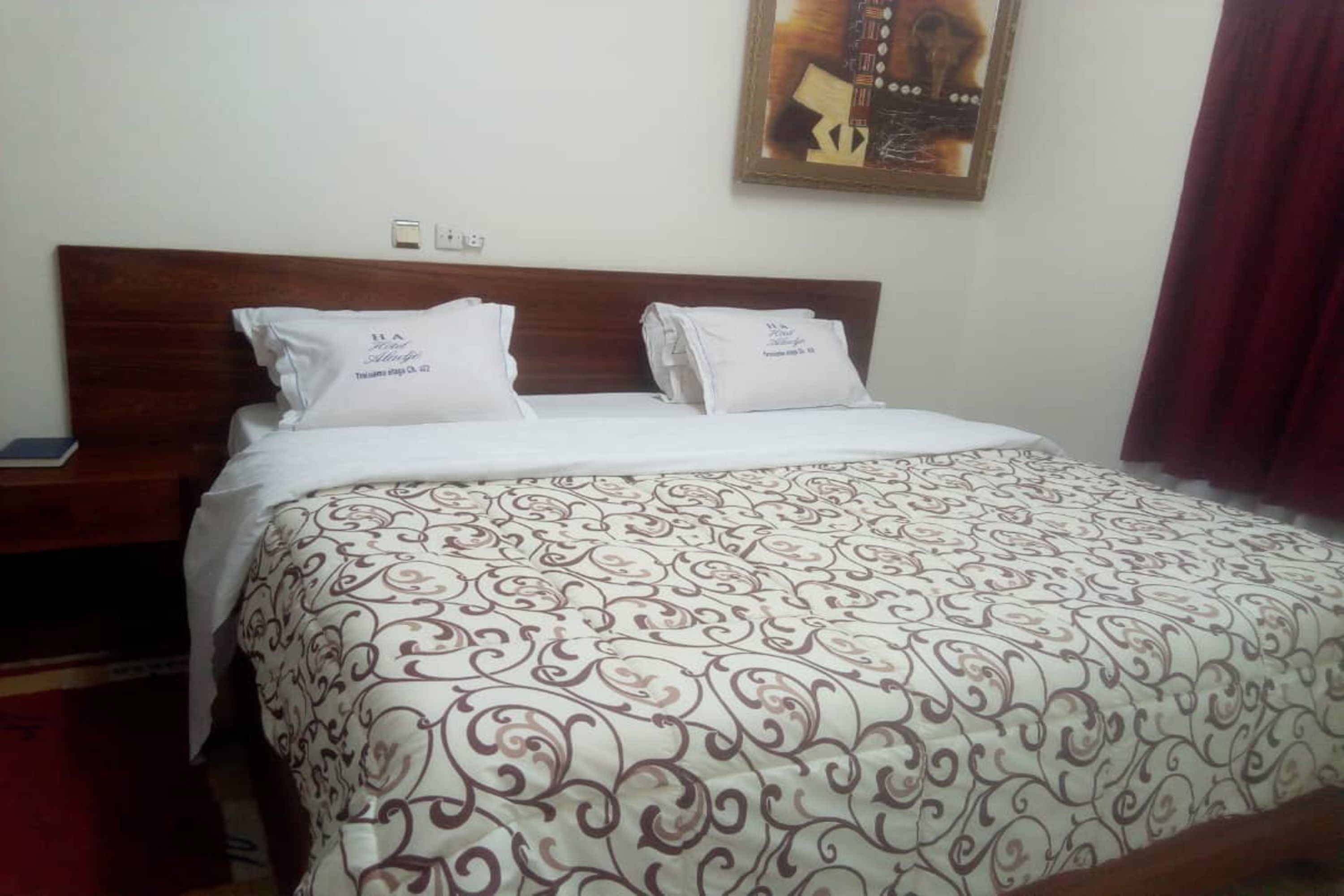 Superior Suite | Premium bedding, desk, blackout drapes, free WiFi