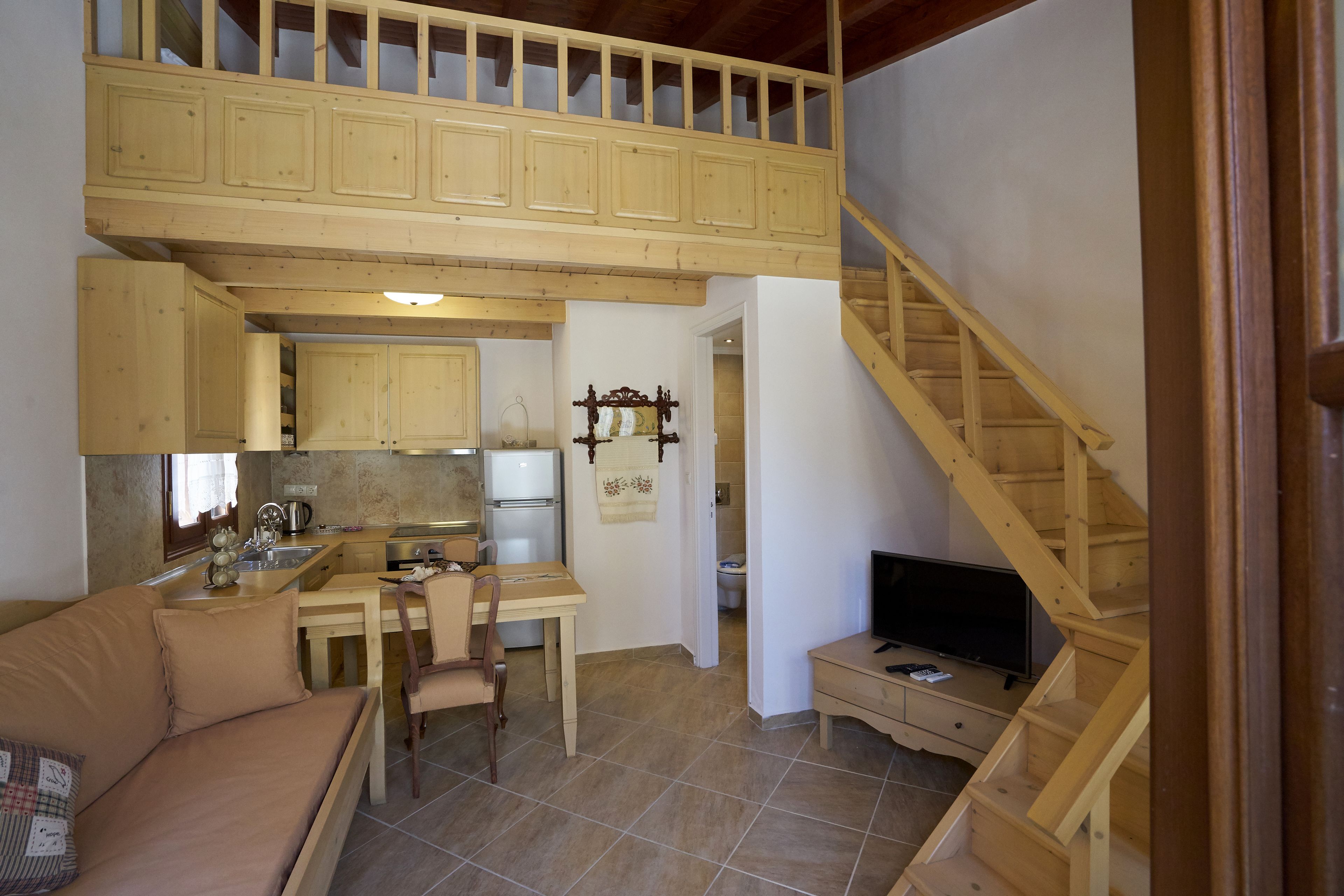 deluxe apartment, 2 bedrooms | 1 bedroom, premium bedding, in-room safe, individually decorated