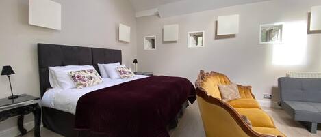 Studio Luxe (Apartment) | Décoration personnalisée, ameublement personnalisé