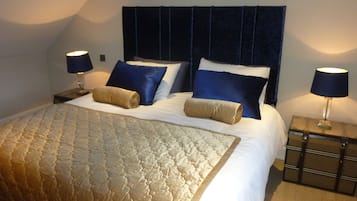 2 bedrooms, individually decorated, individually furnished