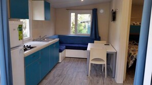 Mobile Home (2 pax) | In-room dining - Camping La Sfinge (Deiva Marina)