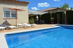 Piscine extérieure