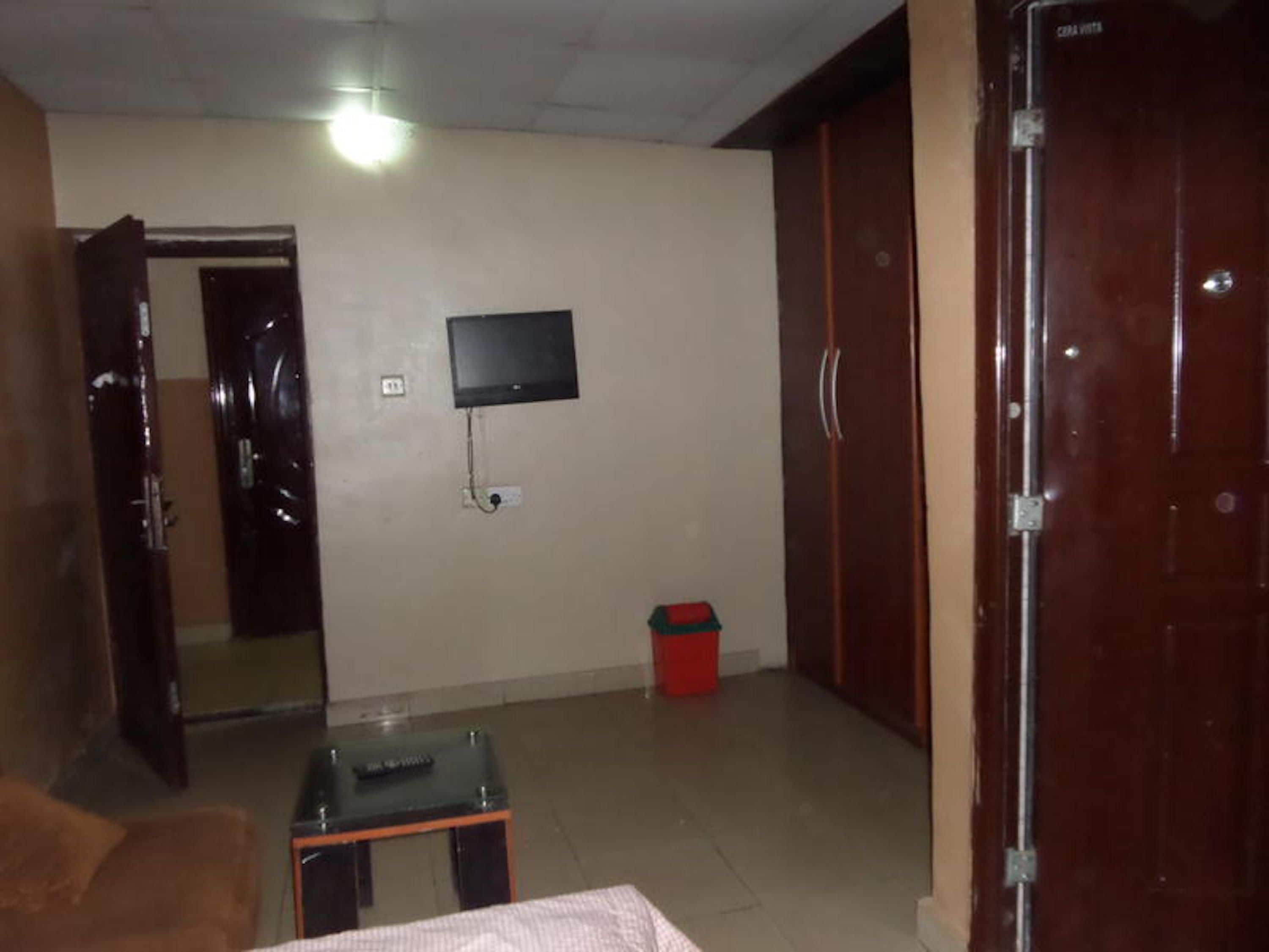 Standard Double Room, 1 Double Bed | Desk, free WiFi