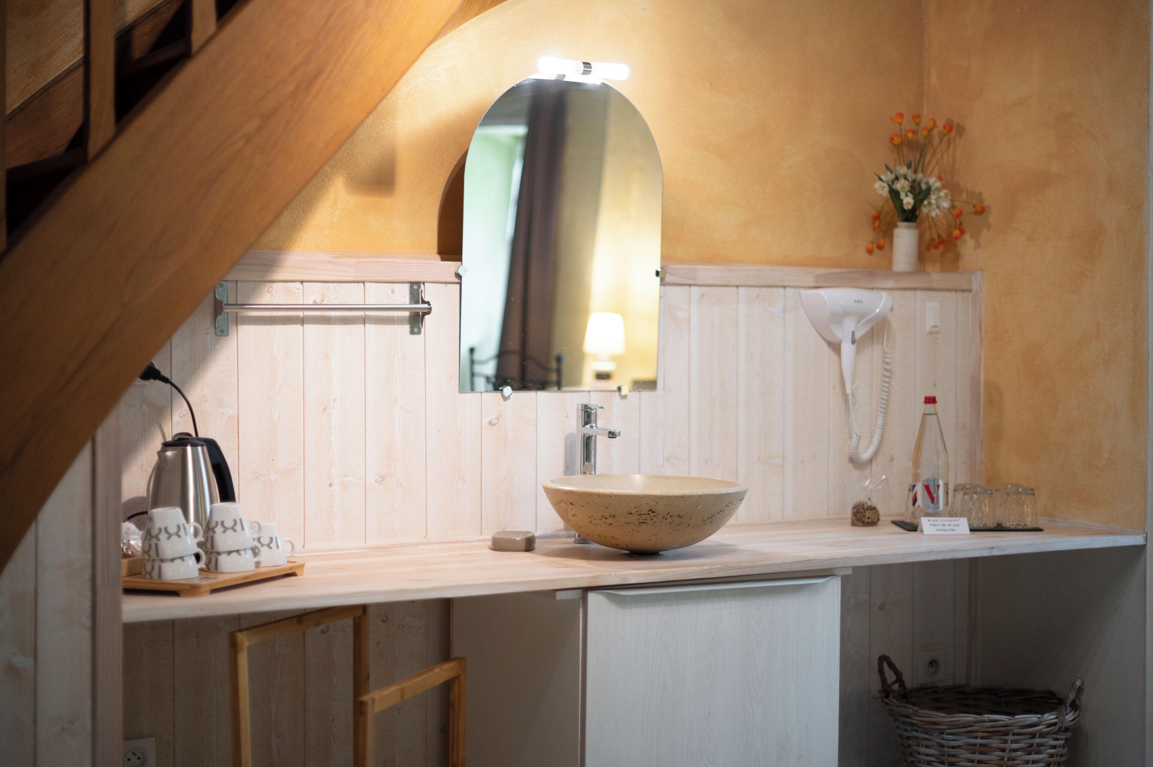 suite familiale b&b | 2 bedrooms, individually furnished, desk, laptop workspace