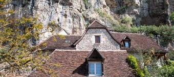 Logis Hôtel Domaine les Falaises