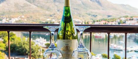 Double Room (Apartments & Rooms Mihajica- Standard) | Balcony