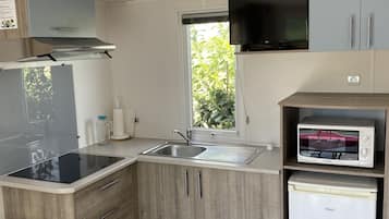 Mobile Home | Private kitchen