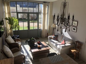 Cottage, Private Bathroom (Le bonheur de Ronsard) | Lounge - La Pénesais (Beaumont-en-Veron)