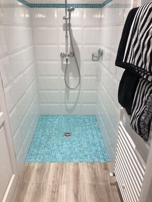 村舍, 私人浴室 (Le bonheur de Ronsard) | 浴室