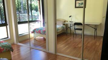 Basic Single Room, 1 Single Bed, Shared Bathroom | Blackout curtains, iron/ironing board, free WiFi