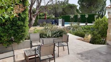 Rum (Le Pigeonnier) | Terrass/Patio