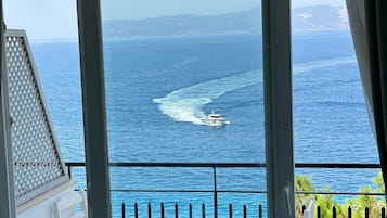 Double Room with Sea View | Balcony