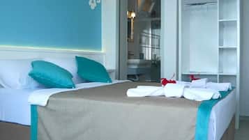 Double Room with Sea View | Desk, free WiFi