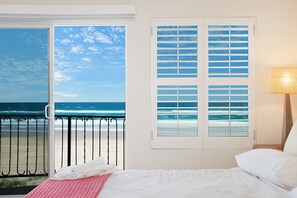 Family Apartment, 3 Bedrooms, Beach View, Beachfront | 3 bedrooms, desk, laptop workspace, iron/ironing board - Beachfront Palm Beach Townhouse (Palm Beach)