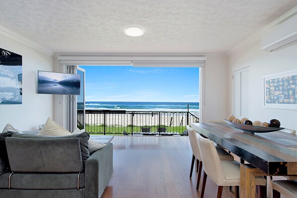 Family Apartment, 3 Bedrooms, Beach View, Beachfront | Living room