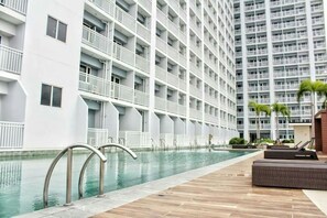 Piscine intérieure, 4 piscines extérieures, cabanas gratuites