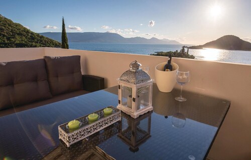 Amazing apartment in Blace with WiFi