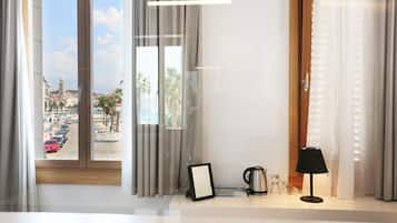 Chambre Double Deluxe, vue mer | Coin séjour