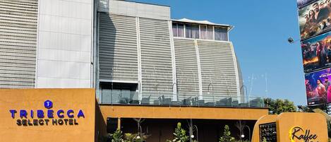 Facciata della struttura