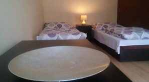 Basic-Apartment, 1 Schlafzimmer | 1 Schlafzimmer, Schreibtisch, Bügeleisen/Bügelbrett