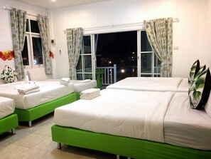 Rollaway beds, free WiFi